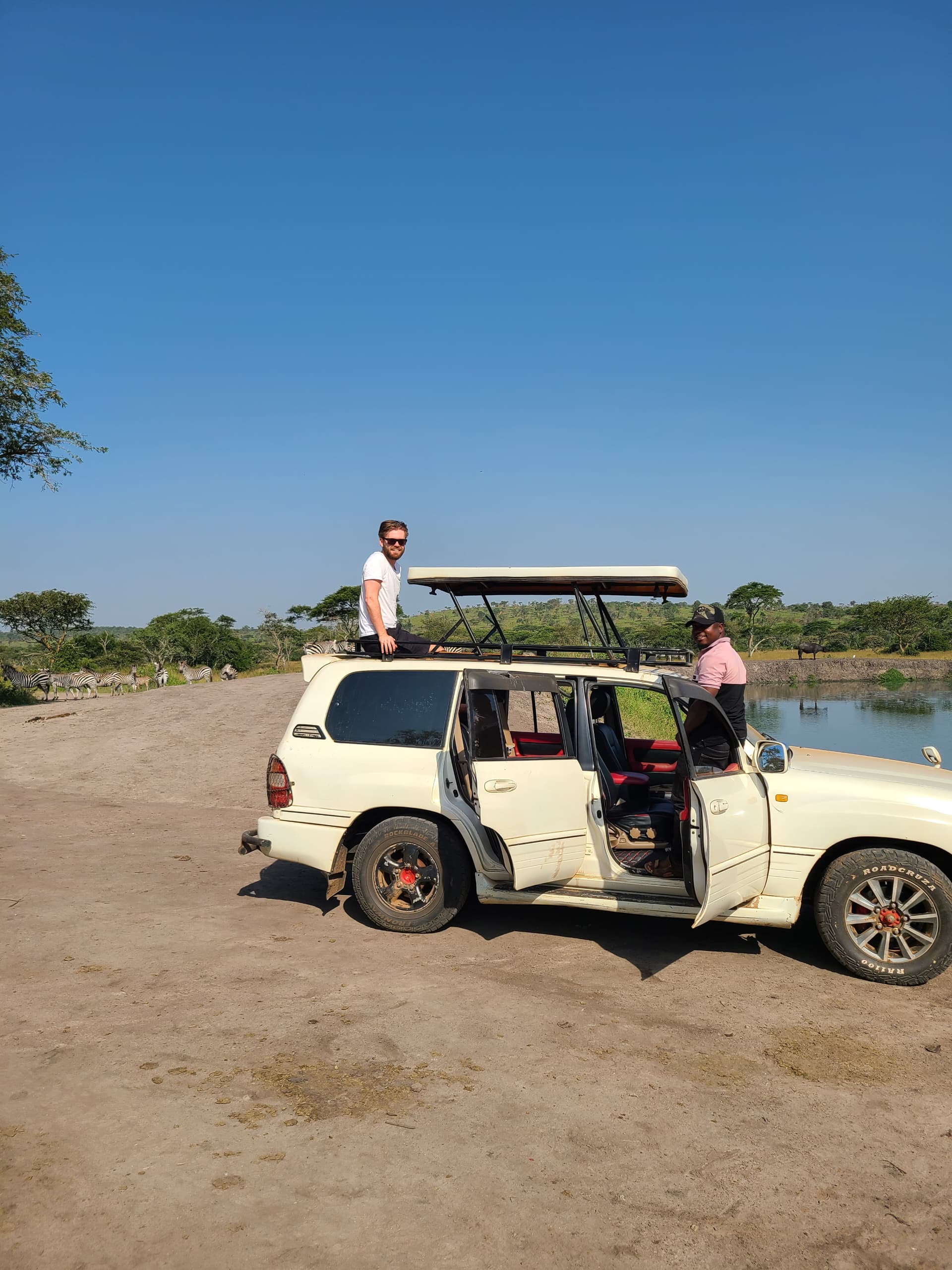 car rental Rwanda with a driver