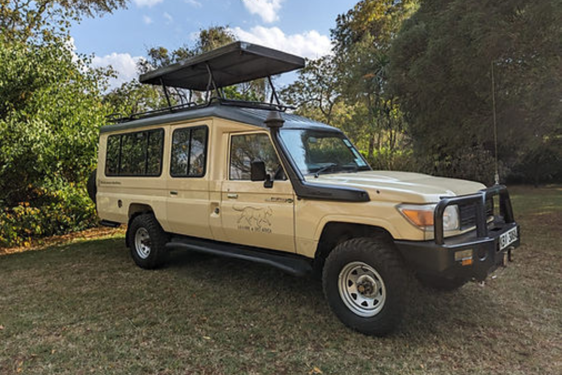 safari land cruiser extended