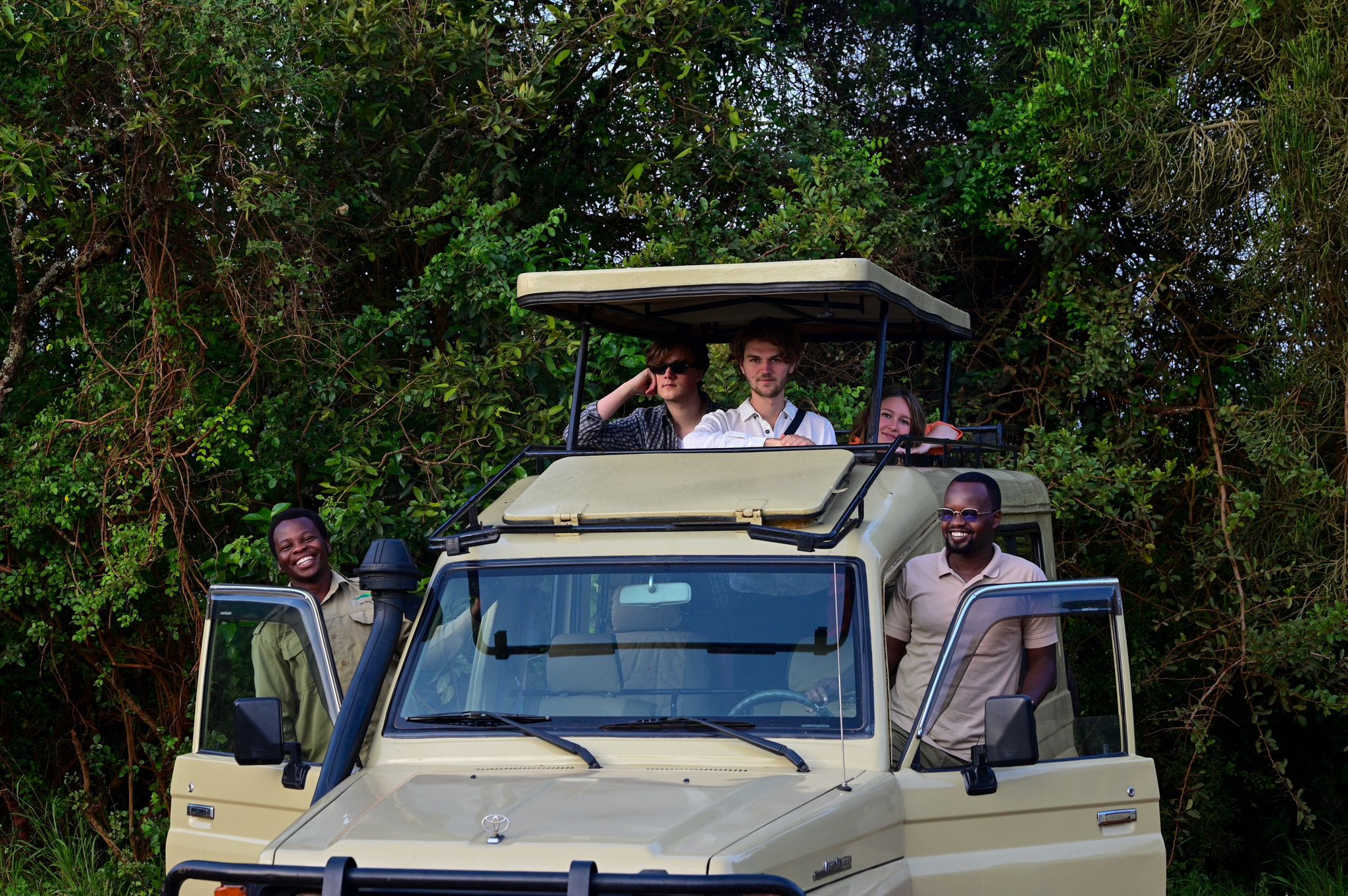 car hire Rwanda with driver